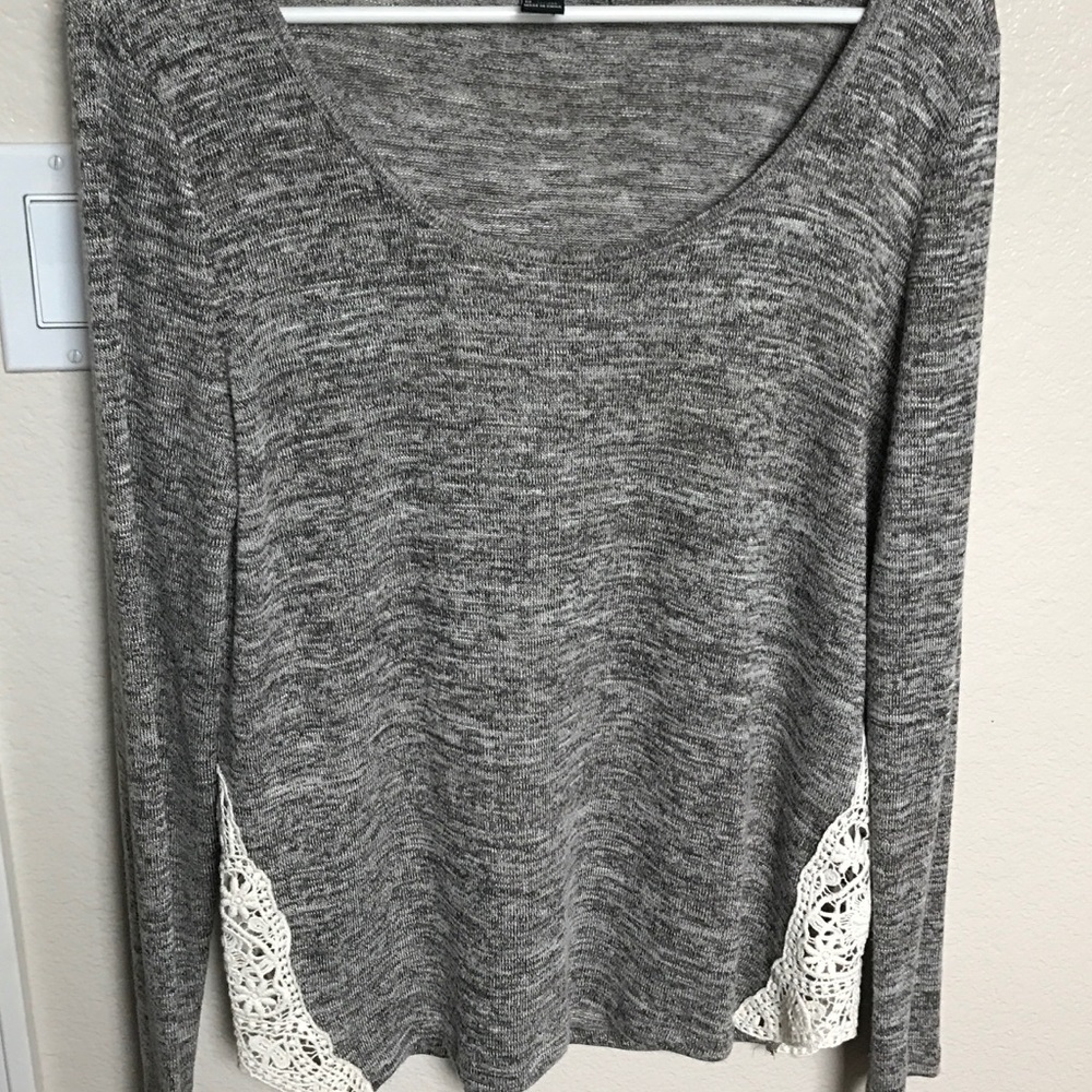 Cute top with crochet detail